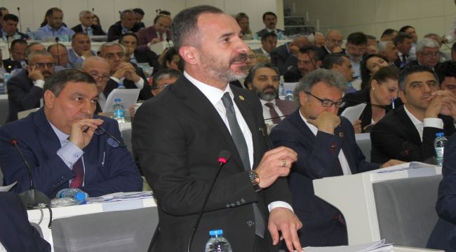 İzmir’de ‘Kriz Belediyeciliği’ Kriz Yarattı