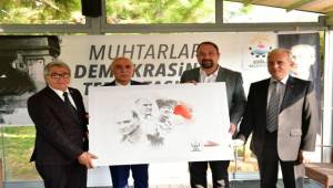 Başkan Gümrükçü’den muhtarlara birlik mesajı