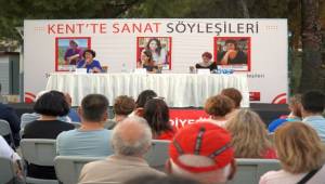 Neptün Soyer ve Buket Uzuner Karşıyakalılarla buluştu