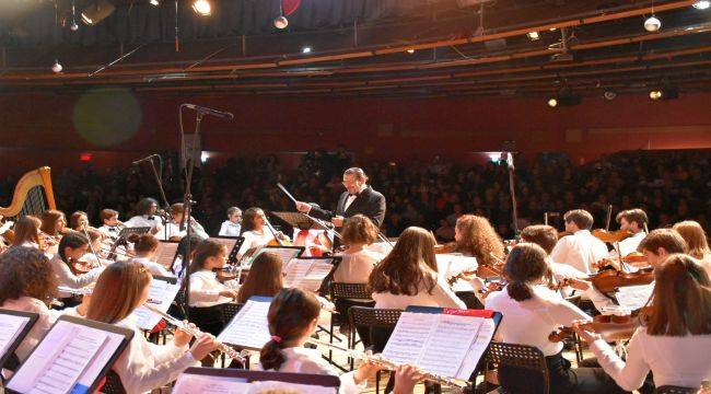 Narlıdere Çocuk Senfoni Orkestrası Sahne Alıyor
