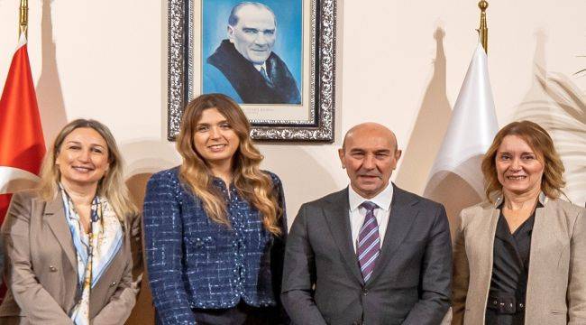 İzmir’de Toplu Ulaşımda Temassız Kart Kolaylığı