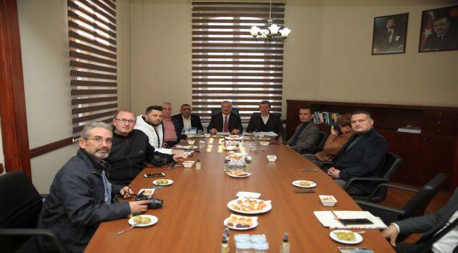 AK Partili Nasır' dan Bergama’da Basın Toplantısı
