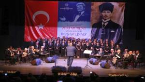 Aydın'da Zeki Müren Anma Konseri Düzenlendi