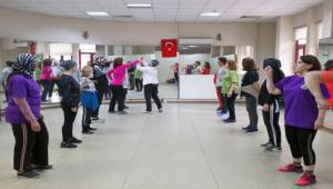 Kadınlar İçin “Wushu” Kursları Başladı