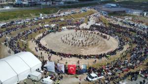 Menemen'de Türkelli Folklorik Deve Gösterisi 