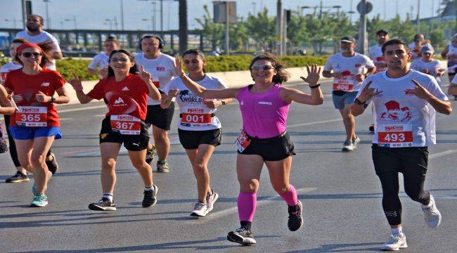 İzmir'de 19 Mayıs Yol Koşusu heyecanı