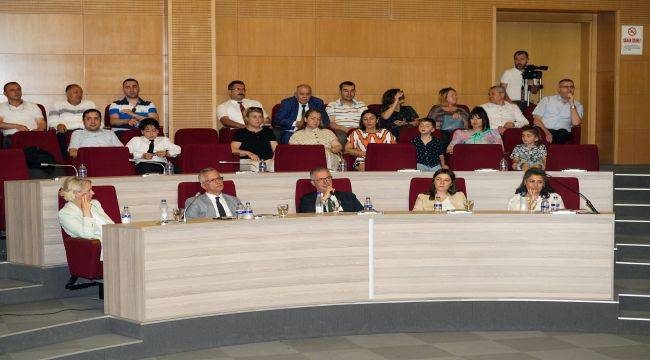 Gaziemir’in çocuk meclisinde okul sorunu ele alındı