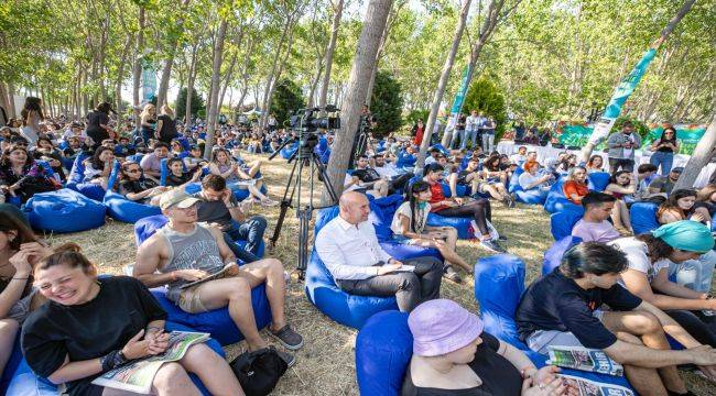 Gençler için “Biletin İzmir Art’ta” projesi 