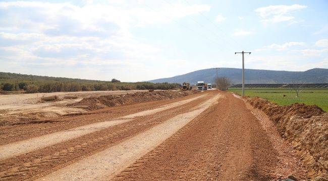 Menderes Belediyesi’nden çiftçiye yeni üretim yolları