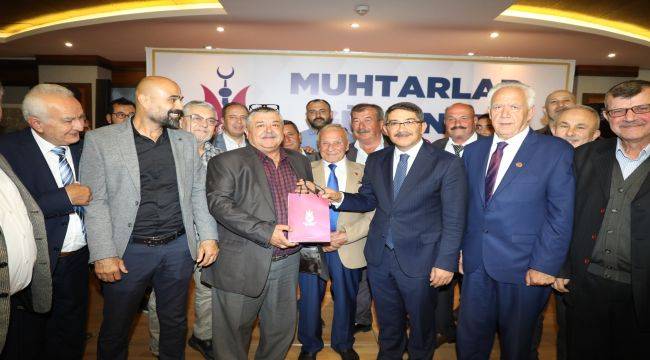 Başkan Çelik’ten muhtarlara özel yemek programı