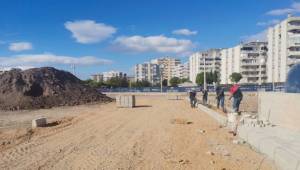 Bayraklı, park-yeşil alan projelerini hızla sürdürüyor