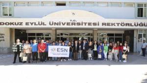 Erasmus öğrencilerinden Rektör Hotar'a ziyaret
