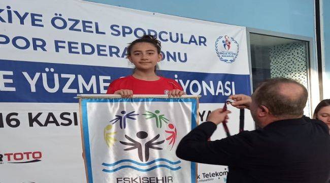 Özel sporcular, Eskişehir’i gururlandırdı