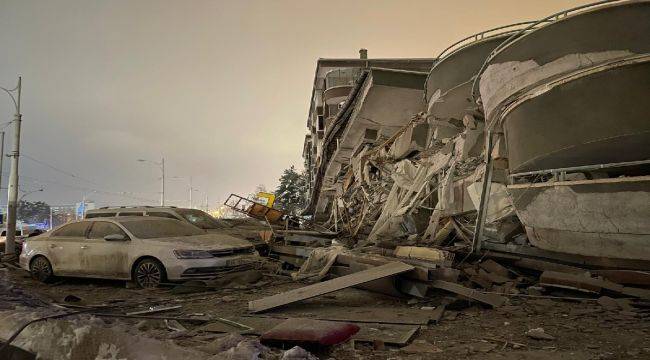 Kahramanmaraş'ta deprem! Ölü ve yaralılar var!