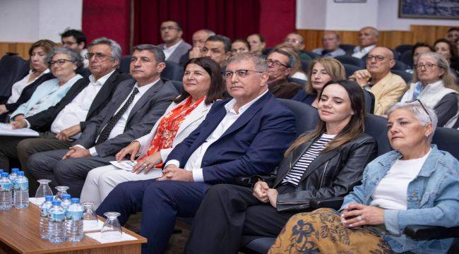  Başkan Tugay Foça efsanesinin belgeselini izledi “Ne mutlu ki Nihat Dirim var”