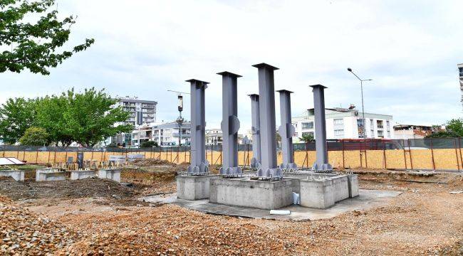 Yeni Girne Üst Geçidi hızla ilerliyor Yeni Girne Caddesi’nde güvenli yaya ulaşımı