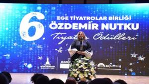 İzmir Şehir Tiyatroları’na anlamlı ödül