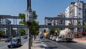 Yeni Girne Caddesi yayalar için daha güvenli oluyor