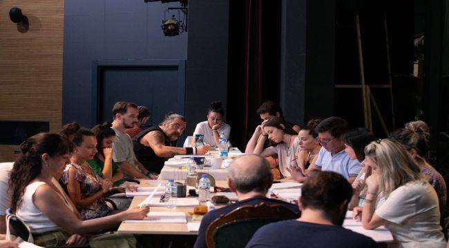 Cadı Kazanı”nın provalarına başladı