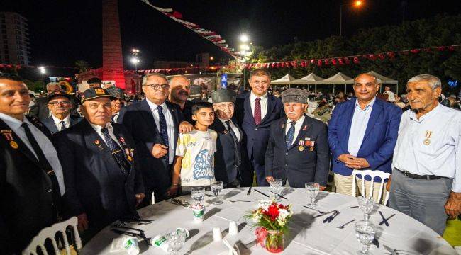 Başkan Tugay: Özgürlüğümüzü şehitlerimizin canına ve gazilerimizin cesaretine borçluyuz