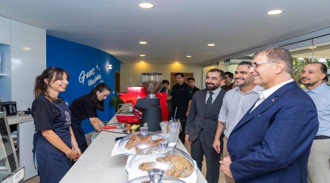 Çünkü İzmir gençleriyle güzel
