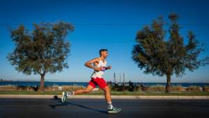 İzmir'de Uluslararası 9 Eylül İzmir Yarı Maratonu renkli görüntülere sahne oldu