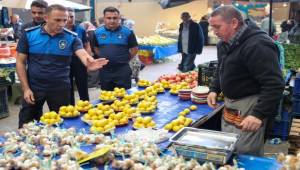  Buca Belediyesi’nden pazar yerlerinde denetim