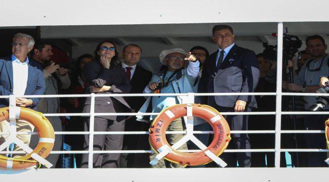 Cumhuriyet Rüzgarı Körfez’de