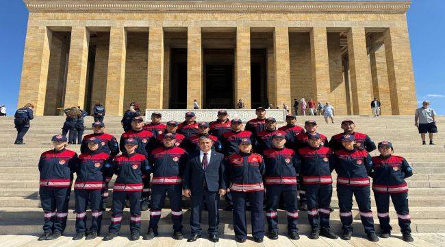 İtfaiyeciler Ata'nın huzuruna çıktı