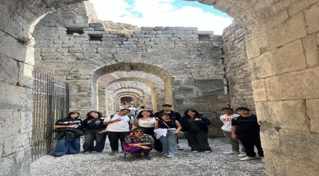 Pergamon Antik Kenti’nde dil becerilerini geliştirdiler