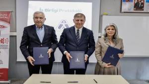 Başkan Tugay Türkiye’ye örnek olacak protokole imza attı