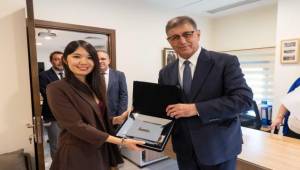 Her türlü turizm girişimini destekliyorum