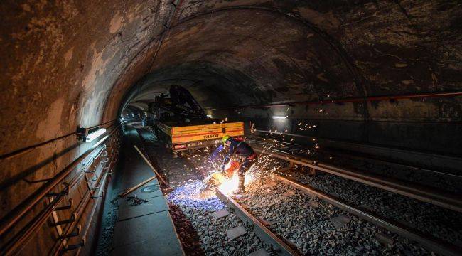 İzmir Metrosu’nda bakım zamanı