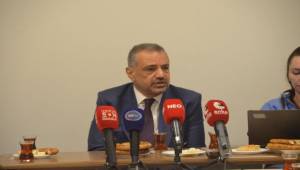 Aslanoğlu: “Adalet sistemi CHP’lilerin içeri alınması için her defasında yeni bir yol buluyor”