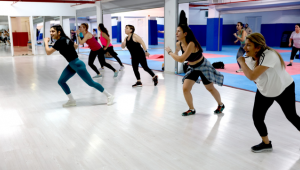 Bayraklı’da Kadınlara Ücretsiz “Tae-Bo” Dersleri Başladı