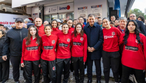 İzmir Büyükşehir Belediyesi üreticiye desteğini sürdürdü