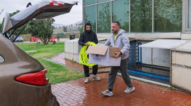 İzmir’de spor okul sıralarına taşınıyor