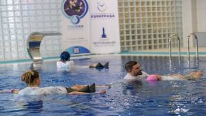 Suyun iyileştirici gücüyle engeller aşılıyor