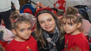 Yuvamız İzmirli çocuklara yeni yıl sürprizi
