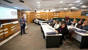 Bornova’da yerelden güçlü yönetişim