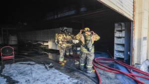 Fabrika yangını kısa sürede kontrol altına alındı