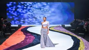 IF Wedding Fashion İzmir’de “Sessiz Asalet” podyuma taşındı