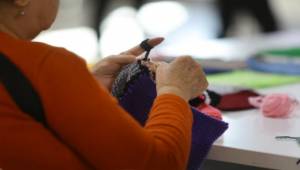 Karabağlar’dan İlmek İlmek Dayanışma