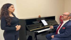 İzmir Büyükşehir Belediyesi gençlerin sanat yolculuğunu destekliyor