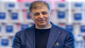 İzmir’de emeklilere 30 milyon lirayı aşan destek