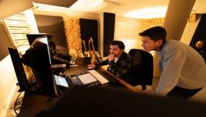 Saz çalan da geliyor rap yapan da