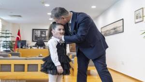 Başkanlık makamında gurur veren buluşma