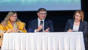 İzmir’de Roman Yurttaş Meclisi kuruldu