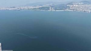 İzmir Körfezi’nde yine dış kaynaklı kirlilik alarmı