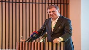 Siyasi Komite’ye yeniden seçildi